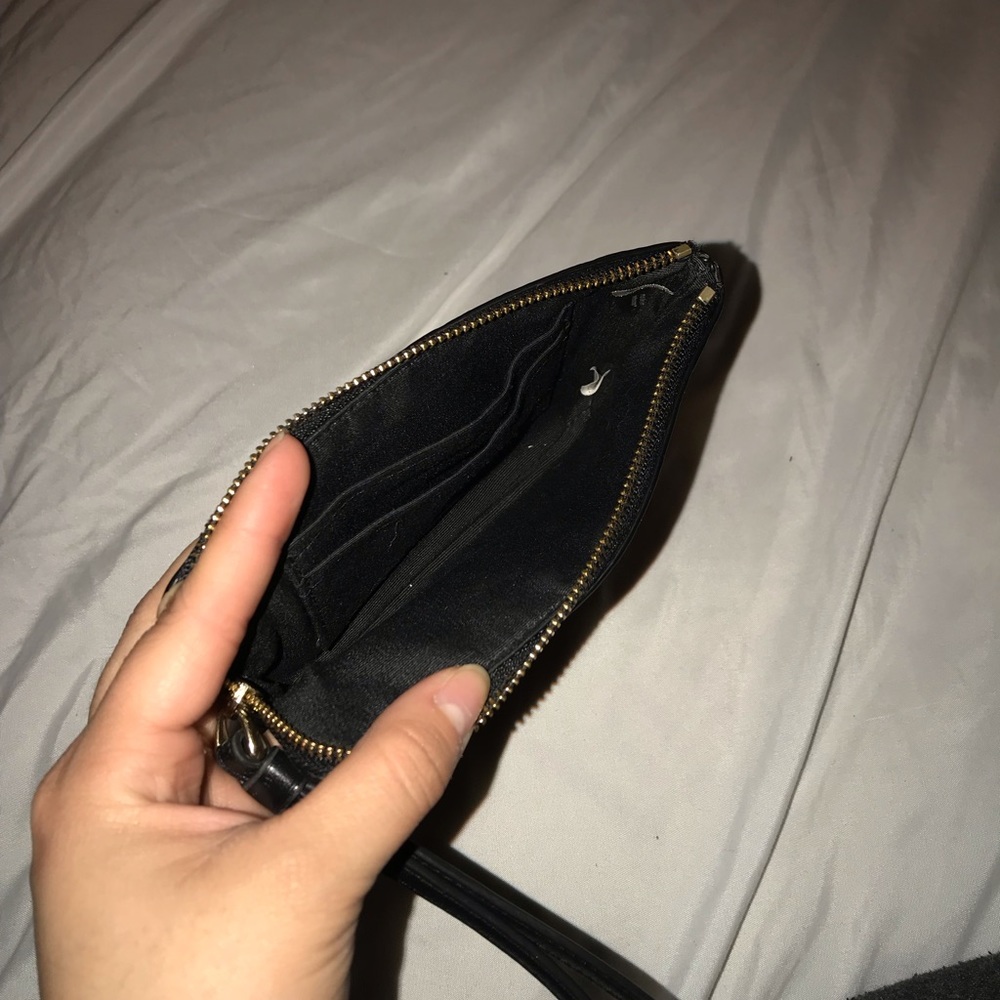 Coach wristlet - Picture 3 of 3